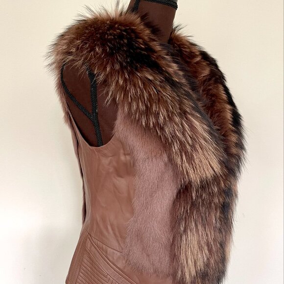 NWOT Tan Brown Leather Vest Real Fox Fur XS size - Picture 4 of 16